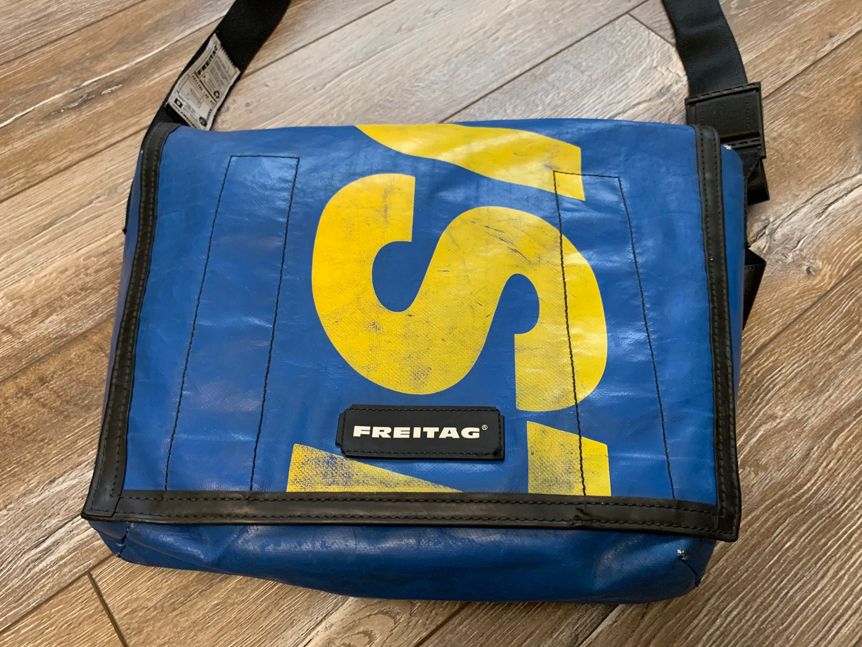 FREITAG F13 Top Cat Bag Messenger Bag Tasche Blue Yellow Size