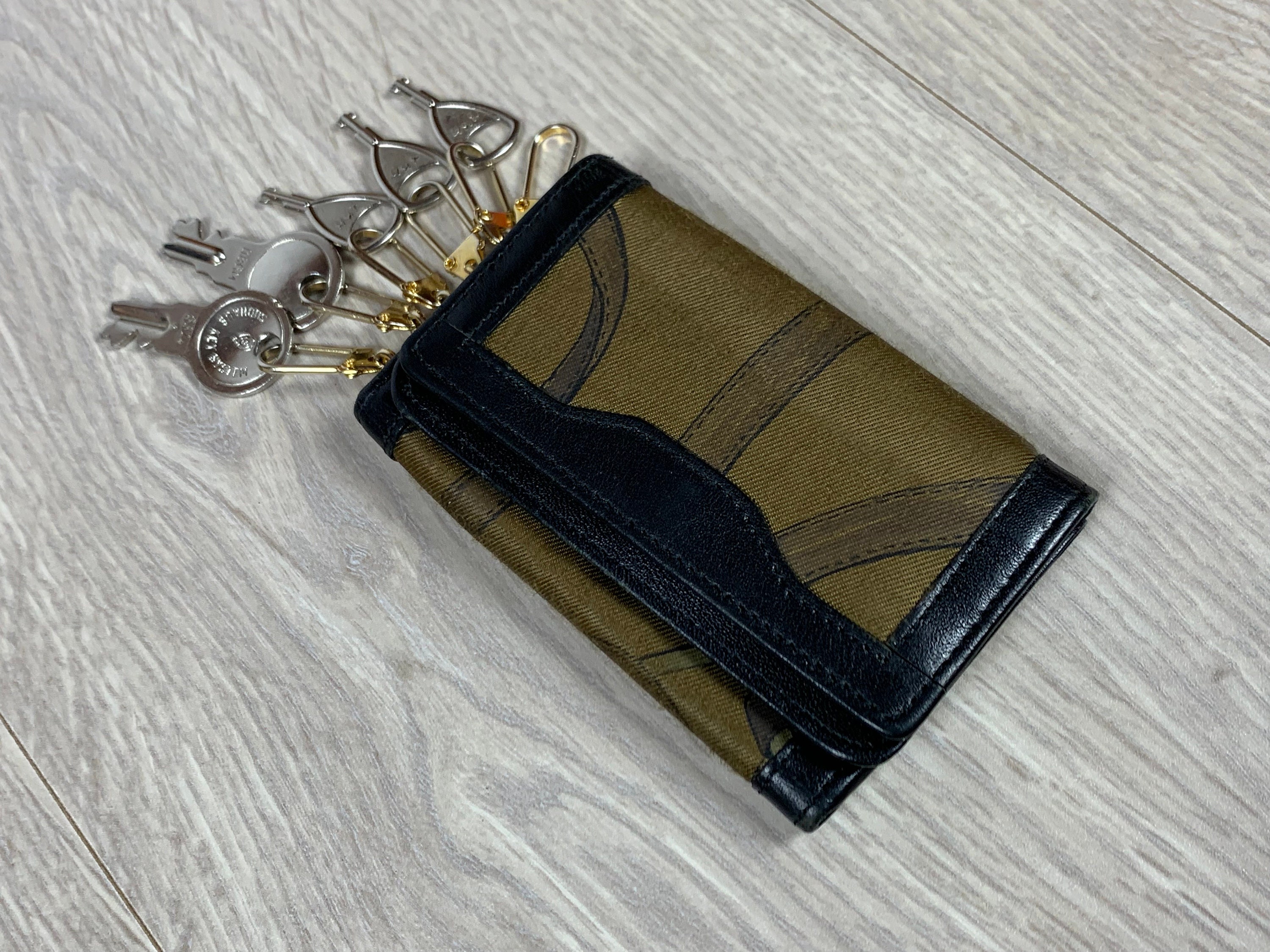 vintage stussy(1980's~1990's) 本革財布 レア vintage stussy(1980´s~1990´s) 本革財布 レア ファッション小物