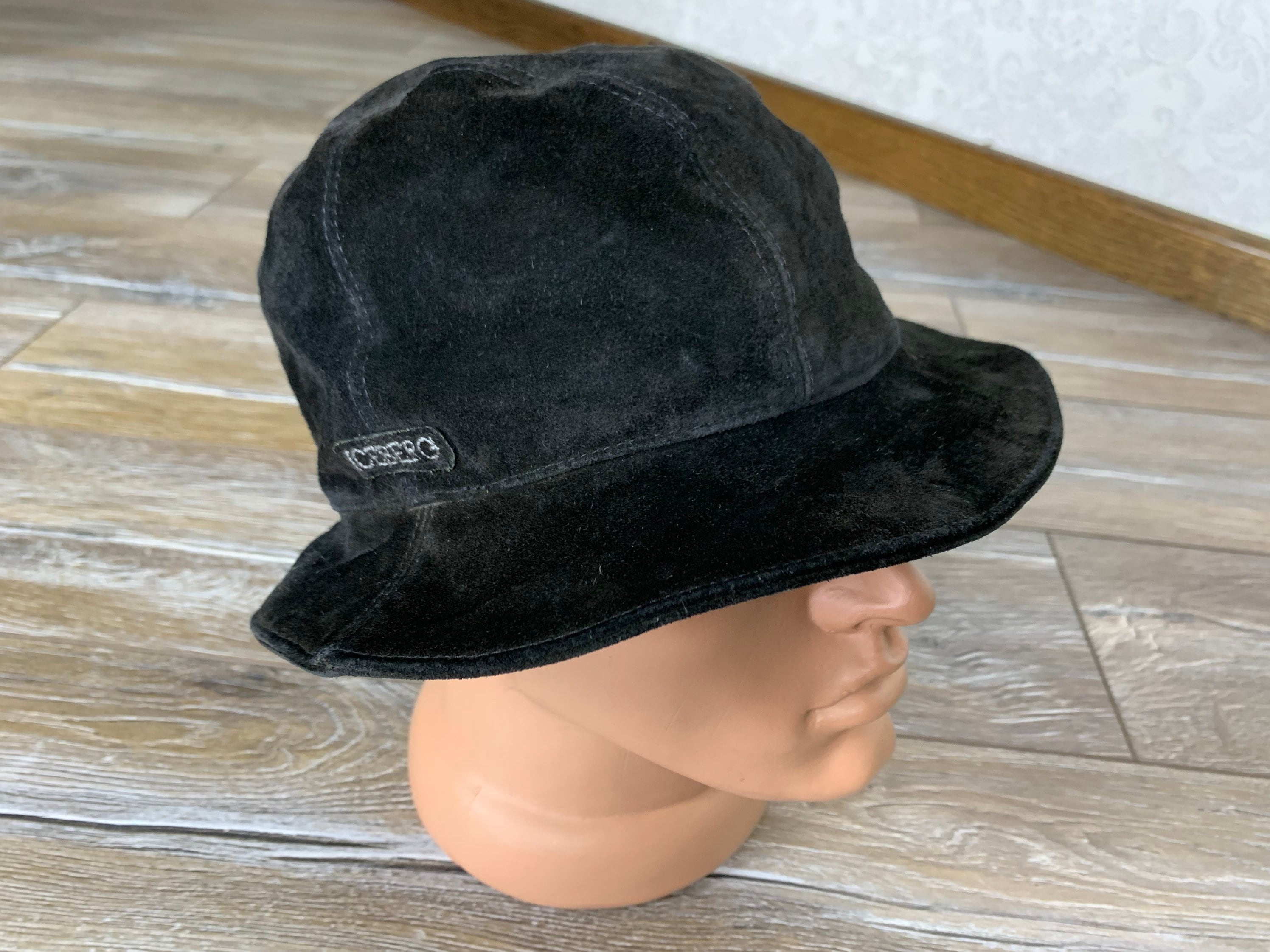 ICEBERG Suede Bucket Hat Leather Black 