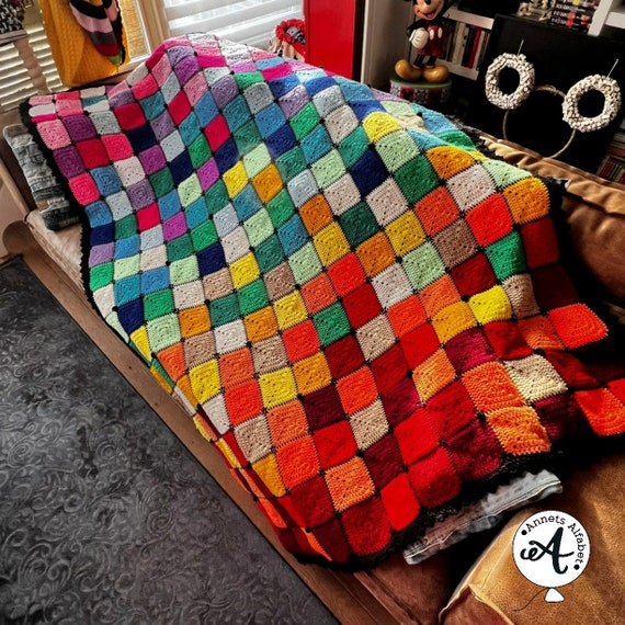 (123)カラフルなグラニースクエアブランケット グラニースクエア❤️ブランケット カラフルブラックの通販 by