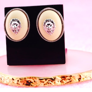 Regal Lion Head Stud Earrings – Bold Vintage-Inspired Jewelry