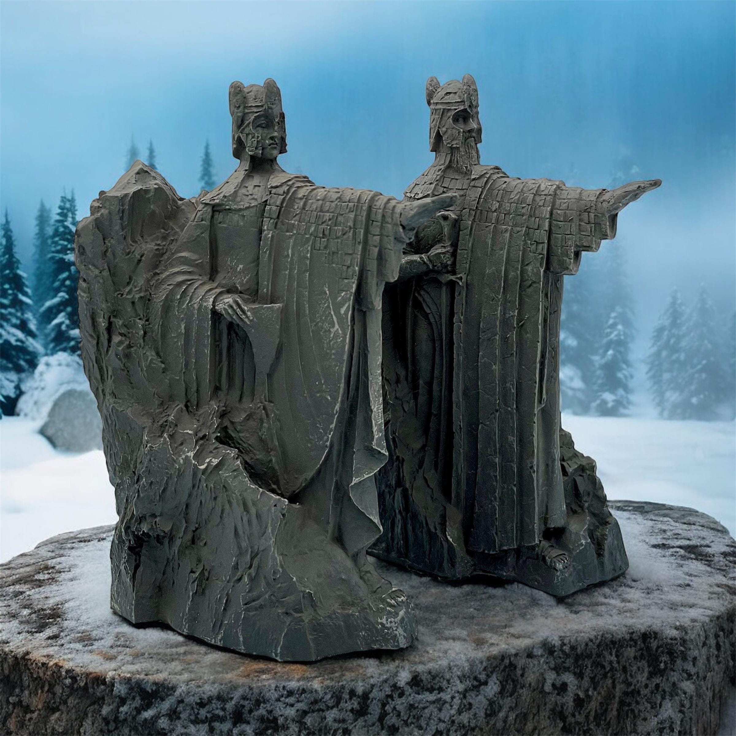 LOTR Argonath Bookends – Guaranteed Christmas Delivery