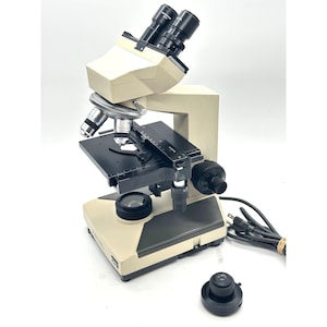 Olympus CHT Binocular Compound Microscope CH2 Series 4 Objectives Lab Tested