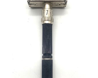 Vintage Gillette Black Beauty 84 Super Adjustable Safety Razor 1969-1971
