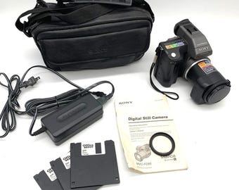 Sony Digital Mavica MVC-FD95 2.1MP Floppy Disk Camera 10x Zoom Retro Tested