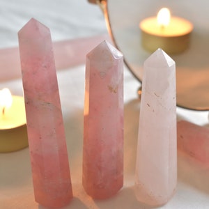 Rose Quartz Point - Unconditional Love - Polished Natural Stone - Heart Chakra - Lithotherapy - Holistic - Crystals and Minerals