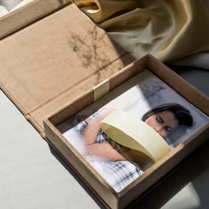 Velvet 4x6 photo box / 5x7 | 6 x 8 inches prints / Presentation box / Proof Box / Handmade Keepsake Storage Box for Photo