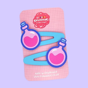 Potion Bottle Hair Clips - vegan faux leather - colourful Evannave cute gift funny slides statement barrettes magic pink blue apothecary