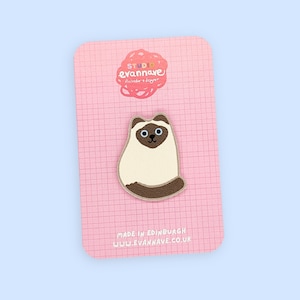 Dark Brown Ragdoll Cat Pin Badge - Faux Leather mini brooch - Evannave cute gift funny Siamese Birman kitten cartoon pet portrait animal