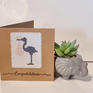 Nieuwe babykaart, gefeliciteerd met je nieuwe baby meisje, babymeisjeskaart, voltooide kruissteekkaart, Anne Stitched, babyshowerkaart