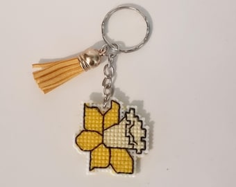 Handmade Cross Stitch Daffodil Keychain | Spring Flower Keyring | Embroidered Floral Bag Charm | Yellow Daffodil Gift for Her