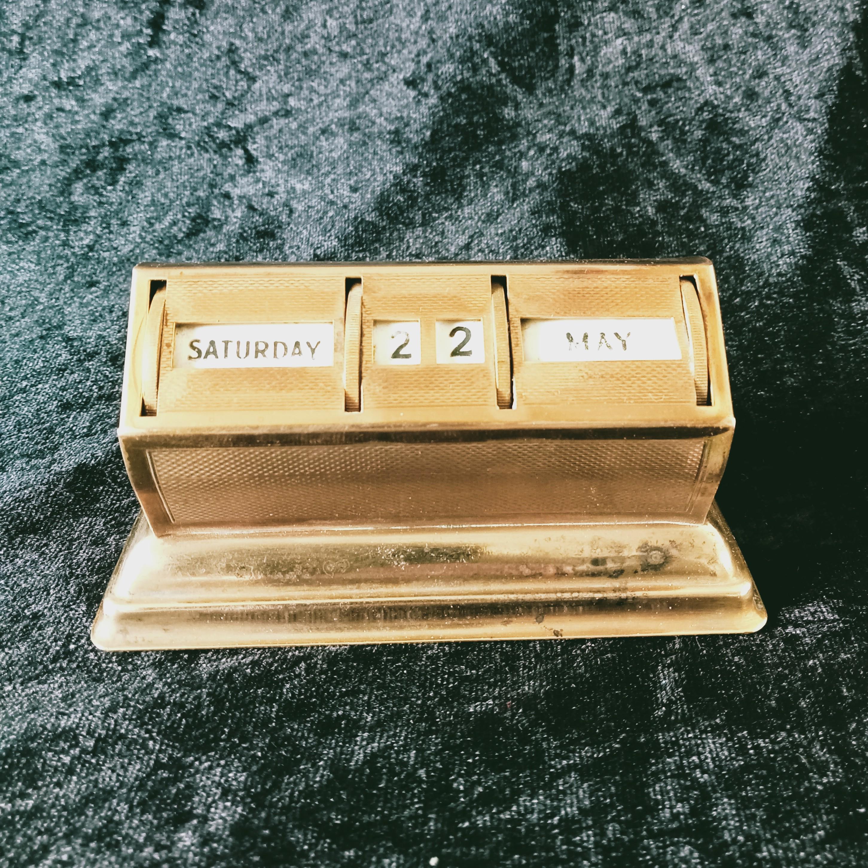 Vintage Brass Perpetual Calendar Desk Calendar 1940s Brass/Gold Burnished Metal Made In England Cottage Office Study Cottagecore