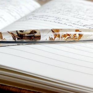 Resin ballpoint pen - Gift ideas - book - writing