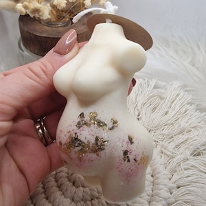 "Eternal Bond" pregnant woman candle in relief made from soy wax - Gift ideas - interior decoration - bedroom - living room
