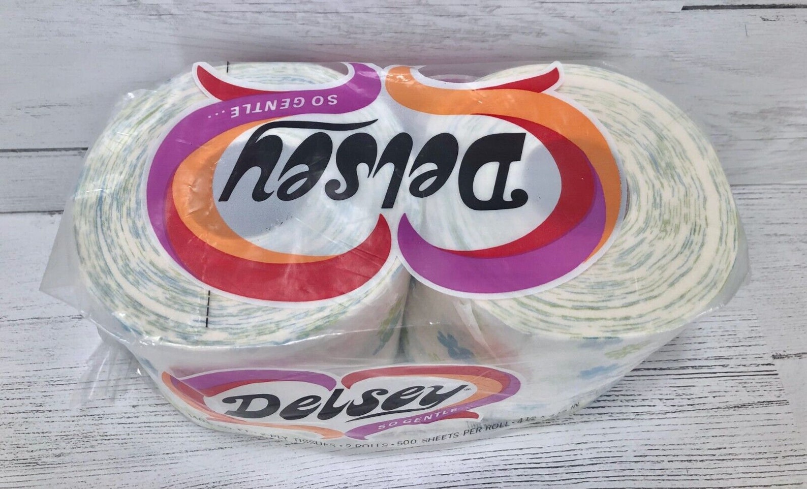 Vintage 70s Green Blue Daisy Floral Toilet Paper Delsey Movie TV Set