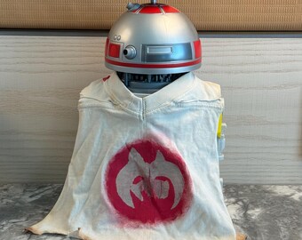 A weathered droid cape-inspired by  diago the miraluka sharpshooter