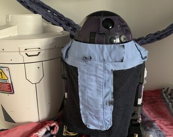 Weathered Bespin style droid poncho