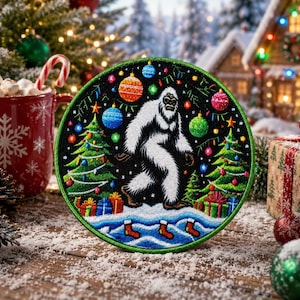 Bigfoot-tygmärke/Jultygmärke/Stryktyg/Egen tygmärke/Sasquatch-present/Roliga tygmärken/Sy-på-applikation för väst/jacka, strumpor, väskor, kläder