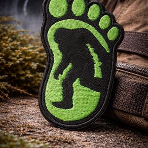 Bigfoot Patch/Iron-On Patch/Paranormal Badge/Sasquatch Forest Cryptid/Embroidered Sew-On Applique for Clothing Vest/Jacket Backpacks Hats