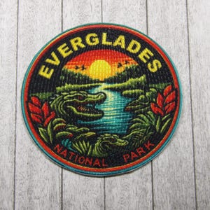 Everglades Park Patch/Iron-On Embroidered Applique for Jacket & Clothing/Backpacks/Nature Badge/Hiking Patch/Mountain Patch/Souvenir