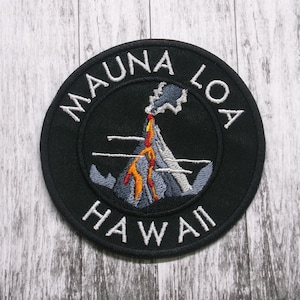 Mauna Loa Hawaii Volcano Embroidered Patch iron on Nature Badge Gift for Vest Jacket Clothing Jeans bag hat hike Adventure Travel Souvenir