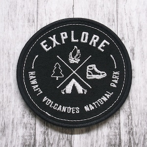 Hawai&#39;i Volcanoes Patch/3.5&quot; Embroidered Iron-On Applique for Backpack & Clothing/Nature Badge/Travel Souvenir/Nature Lover/Wildlife Patch