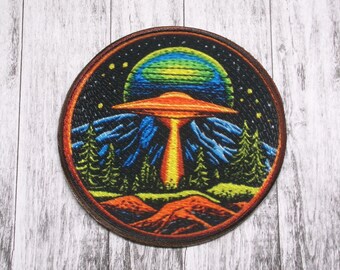 Parche termoadhesivo de OVNI/Aplique para coser en chaquetas y ropa/Mochilas/Parche de ciencia ficción/Parche espacial/Parche de Expediente X/Parche de invasión alienígena/Platillo volador