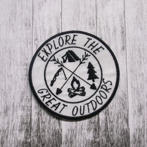 Camping Compass Patch Embroidered Iron-On Applique for Jacket, Backpack, Hiking Gear, Trail Trekking Outdoor Explorer, Travel Souvenir