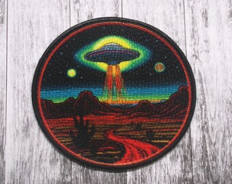 Parche OVNI termoadhesivo para chaleco, chaqueta, ropa, mochila, insignia decorativa, ciencia ficción, espacio, planetas, estrellas, invasión extraterrestre, platillo.