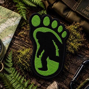 Bigfoot Patch/Iron-On Patch/Paranormal Badge/Sasquatch Forest Cryptid/Embroidered Sew-On Applique for Clothing Vest/Jacket Backpacks Hats