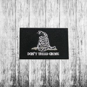 Don&#39;t Tread On Me Patch Embroidered Iron-on Applique for Jacket, Clothing, Backpack, snake flag emblem, tactical badge, freedom supporter