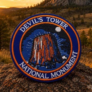 Devil's Tower National Monument Park Patch/Iron-On Patch/Travel & Places/3" Embroidered Sew-On Applique for Clothing Jacket Hat Backpack