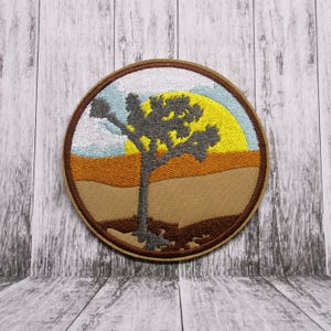 Joshua Tree Park Patch/Iron-On Embroidered Applique for Jacket & Clothing/Backpacks/Nature Badge/Hiking Patch/Mountain Patch/Souvenir