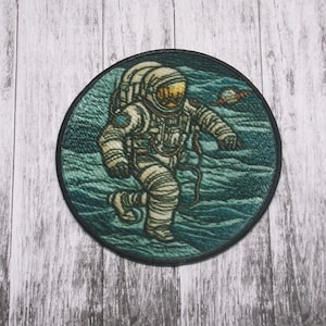 Astronaut Patch Iron-on Applique for Jacket, Clothing, Backpack, Space Badge, space explorer patch, NASA patch, Solar System patch, Planets