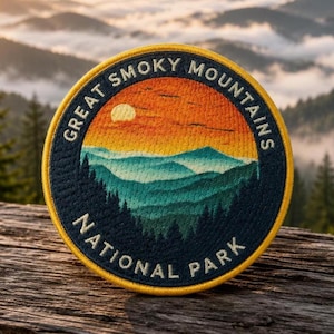 Great Smoky Mountains National Park Patch/Iron-On Patch//Nature Badge/Camping & Hiking/Sew-On Applique for Clothing Vest/Jacket Hat Backpack