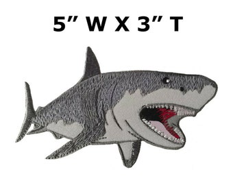 Applique thermocollante brodée écusson requin Megalodon pour veste