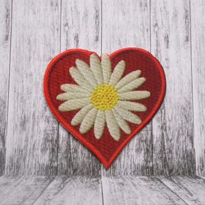 Aplikacja do prasowania Heart Daisy Patch na kurtkę, odzież, plecak, torbę, kamizelkę, odznaka z kwiatowym motywem miłości, łatka retro romans, boho floral heart