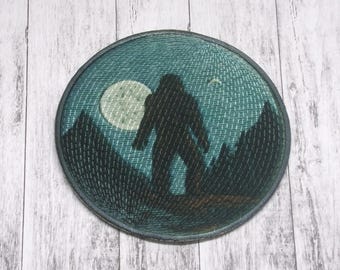 Bigfoot Patch/Paranormal Patch/Iron-on Applique for Jacket & Backpacks/Bags/Clothing/Decorative Patch/Cryptid/Sasquatch Patch/Myths Legends