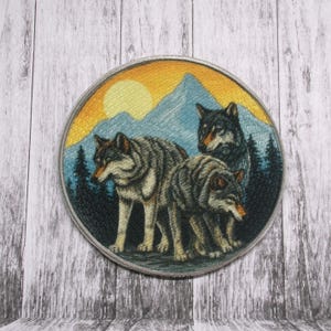 Wolf Pack Patch Iron-on Applique for Jacket, Clothing, Backpack, Tote Bag, Vest, wild kin badge, forest animal, camping patch, wolf lover