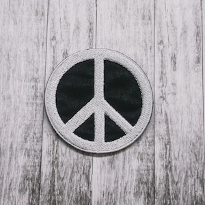 Peace Sign Patch Embroidered Iron-on Applique for Jacket, Clothing, Backpack, Tote Bag, Vest, music festival badge, bohemian, free love