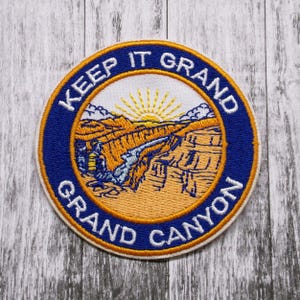 Keep It Grand Park Patch/Iron-On Embroidered Applique for Jacket & Clothing/Backpacks/Nature Badge/Hiking Patch/Mountain Patch/Souvenir