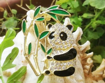 Panda brooch, animal brooch, diamond brooch, rhinestone brooch, cute brooch, personalized brooch, Popular fashionable jewelry, best gift