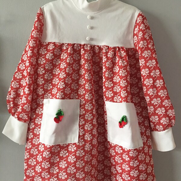 Vintage 1970s Toddler Girl's Strawberry Dress - Size 3 or 4