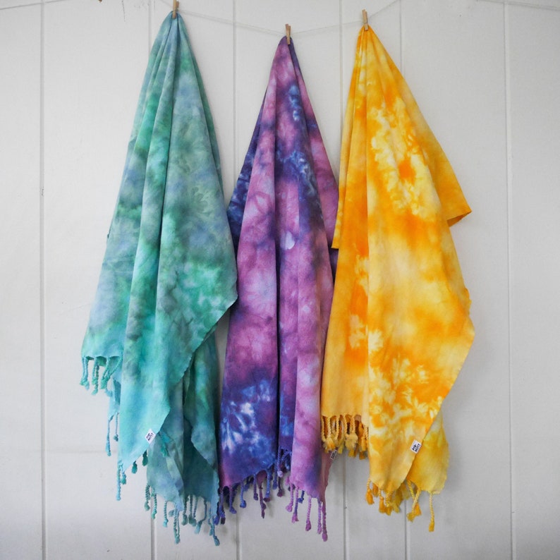 Custom Hand-Dyed Turkish Cotton Towels Tie-dye Beach towels Tie-dye Bath towels Tie-dye Peshtemal image 4