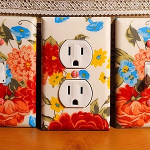 Pioneer Woman Sweet Rose Floral Light Switch & Outlet Covers