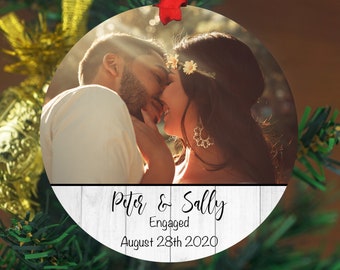 gifts for newly engaged woman
