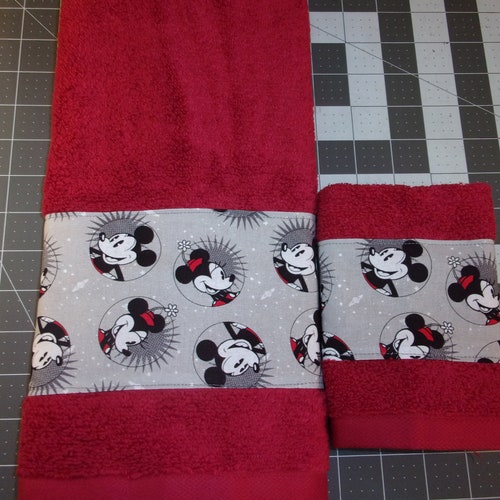 Mickey Mouse and Minnie Mouse Red Hand/guest Towel Washcloth Etsy