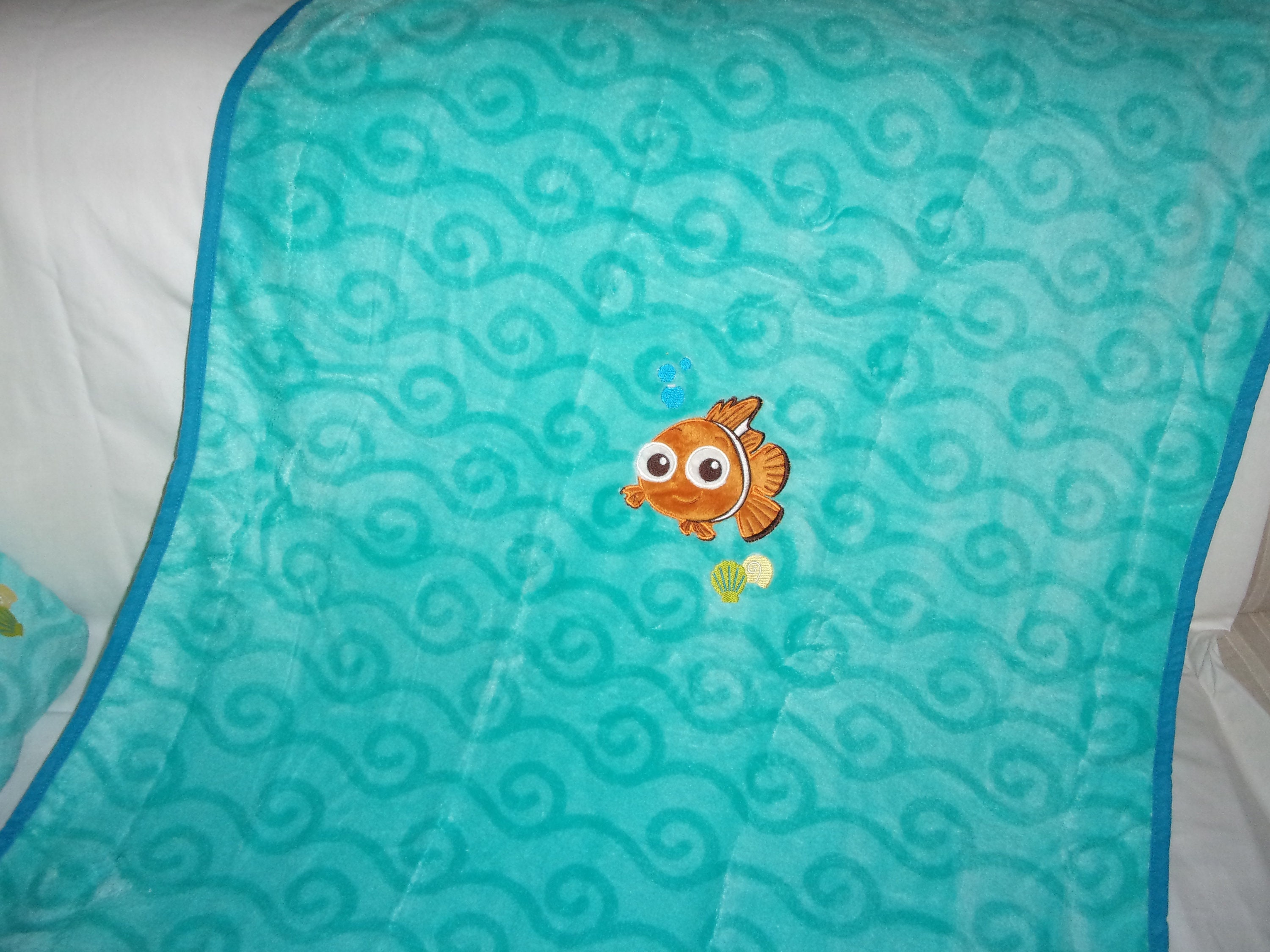finding nemo crib soother