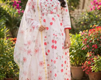 Floral Printed Kurta Palazzo Set: Embroidered Indian Dress
