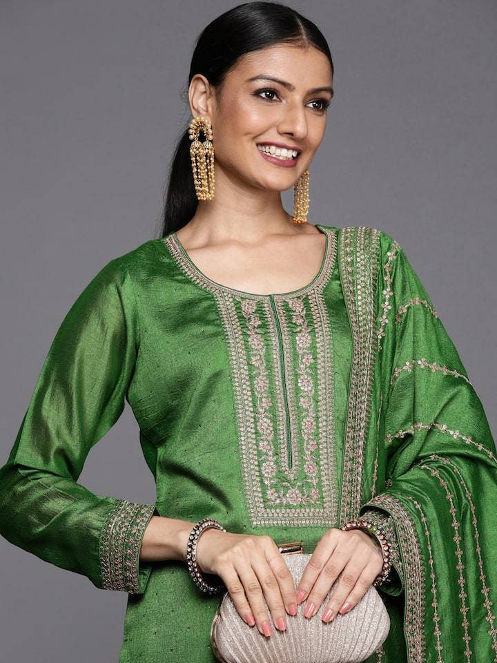 Buy Green Kurtas for Women by AVAASA MIX N' MATCH Online | Ajio.com